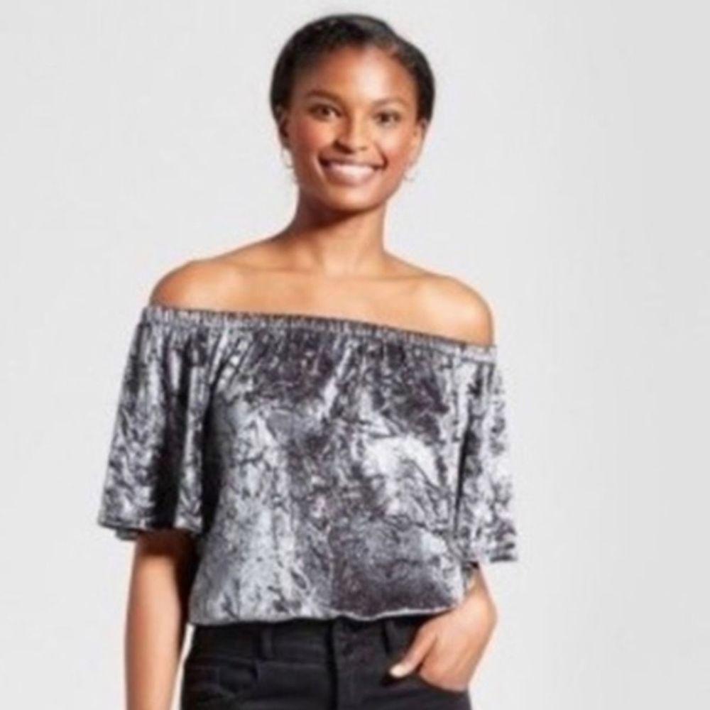 KNOX ROSE CUTE CRUSHED VELOUR OFF SHOULDER FLUTTER TOP WOMENS SIZE MEDIUM